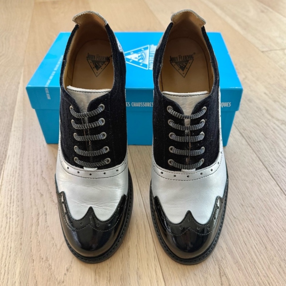 John Fluevog Biblio Cole Lace-up Wingtip Brogues Size 9.5 - Picture 2 of 13
